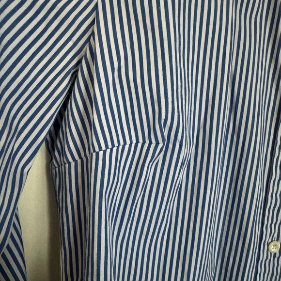 J. Crew Women’s Stretch Perfect Shirt, Size XS - Picture 2 of 4